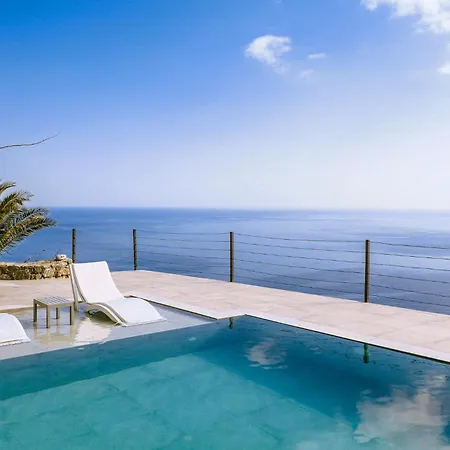 Villa Anemos Luxury Villas *