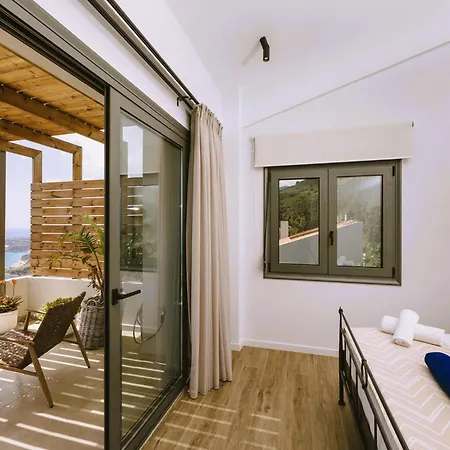Villa Anemos Luxury *