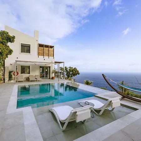 Anemos Luxury Villa Rodakino